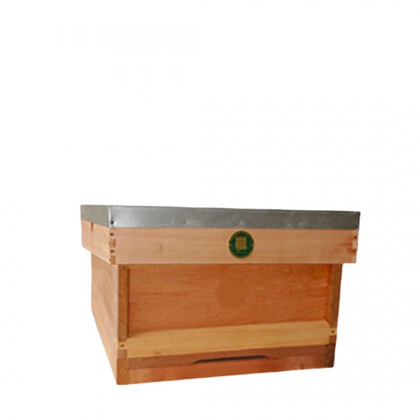 Cedar National Beehive with No Supers